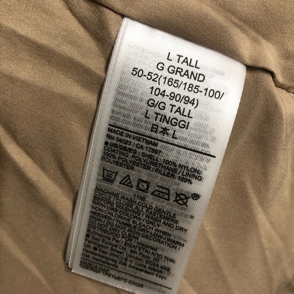 Classic Gap Recycled puffer vest large Tall - Picture 8 of 8